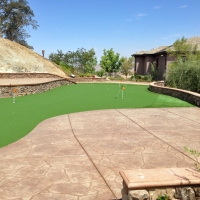 Green Lawn Lincoln Park, Colorado Putting Green Flags, Backyard Landscaping