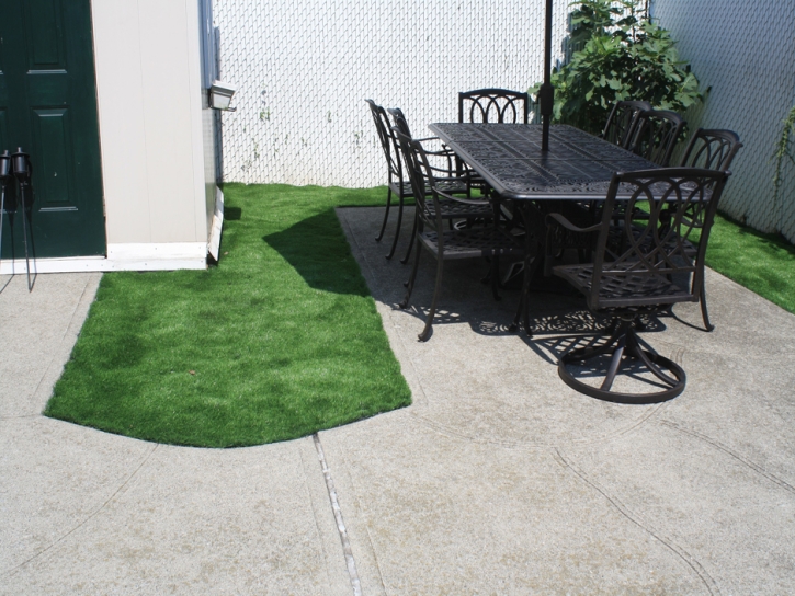 Artificial Grass Installation Yuma, Colorado Rooftop, Beautiful Backyards